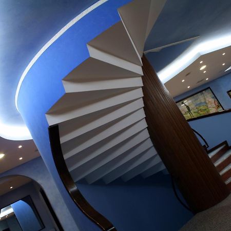 Hotel Rio วาสโต ภายนอก รูปภาพ